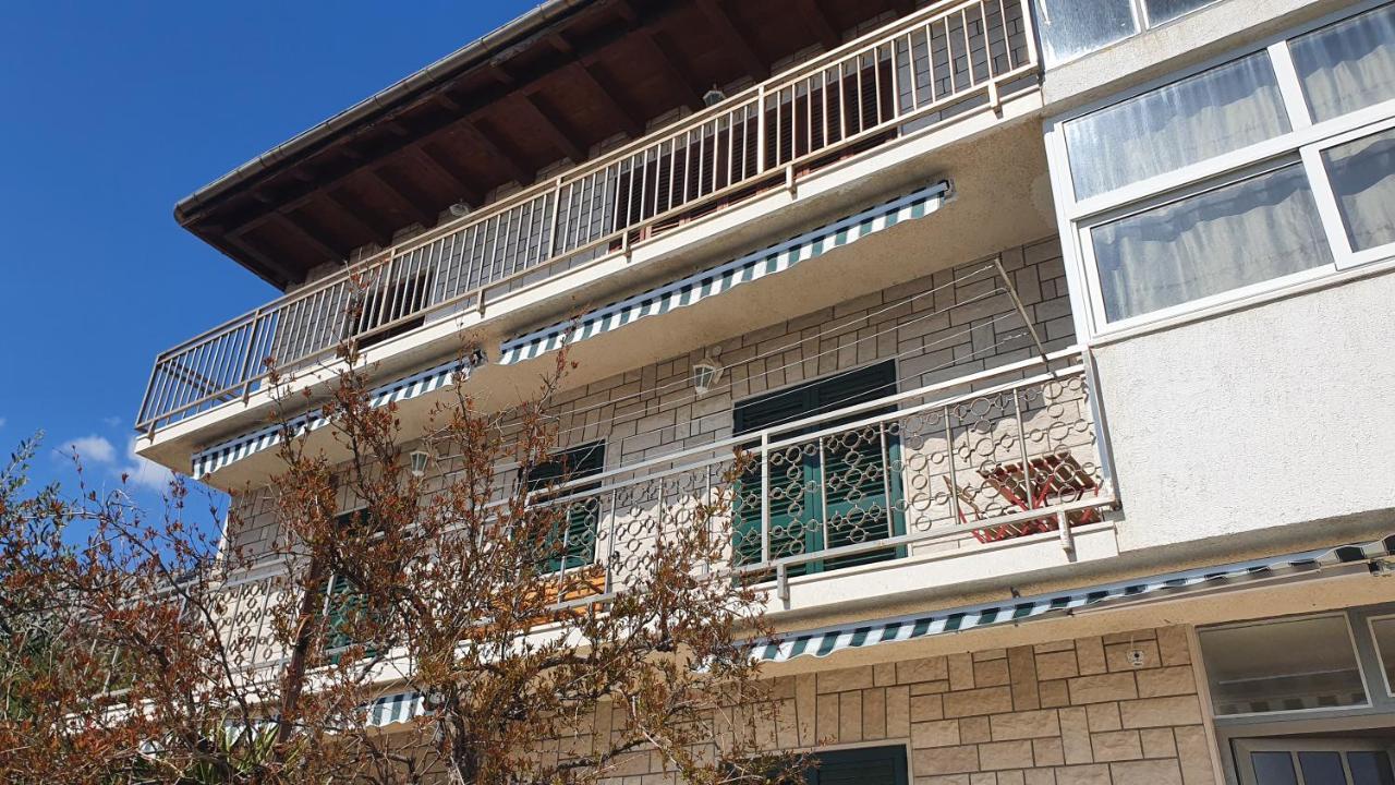 Toni&Megi Apartment イェセニツェ エクステリア 写真