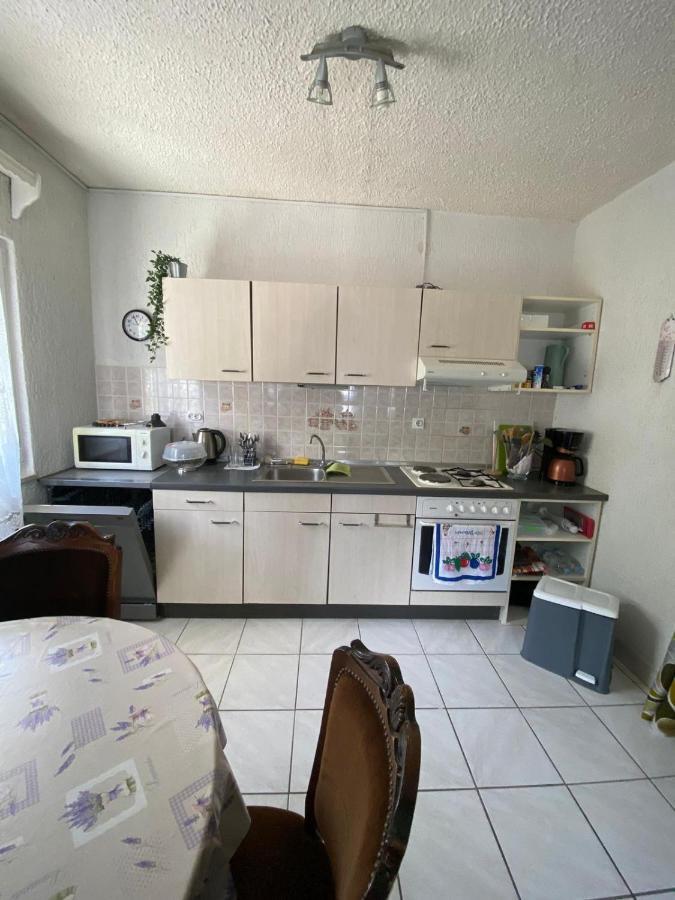 Toni&Megi Apartment イェセニツェ エクステリア 写真